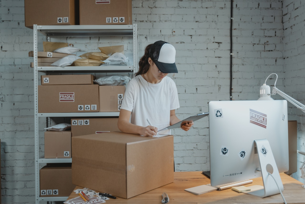 amazon sellers packing goods